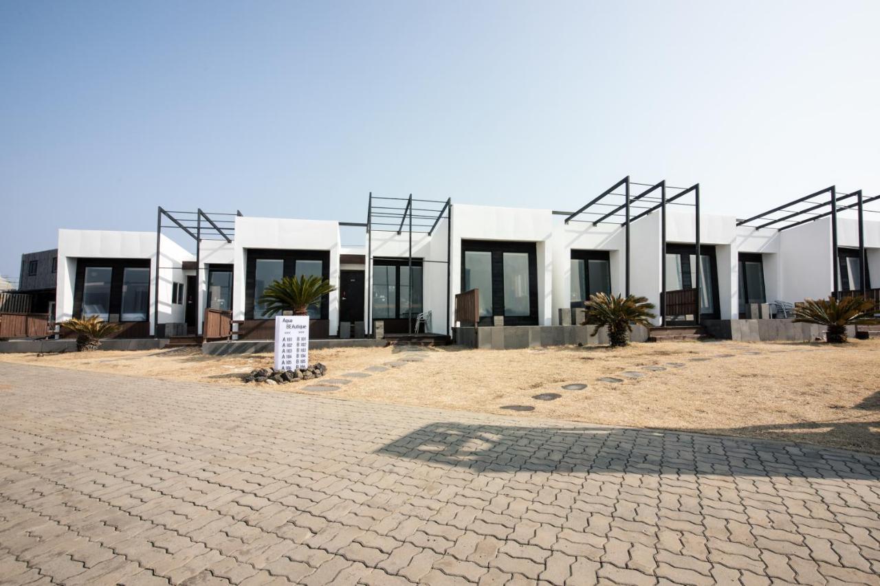 Aqua Beautique Poolvilla Jeju Exterior photo